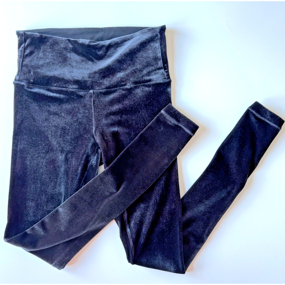 Athleta Elation Velvet Leggings Women’s XS Black Mid Rise Yoga 7/8 length